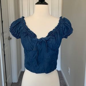 NWT Boutique Denim Chambray Puff Sleeve Top